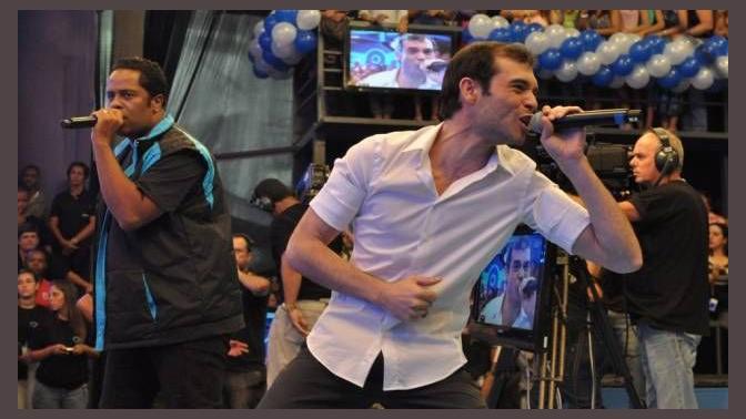 Robson Moura e Lino Krizz
